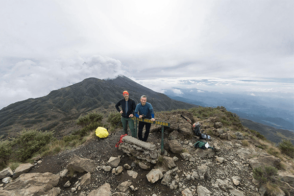 4 Days Trekking Mt Meru